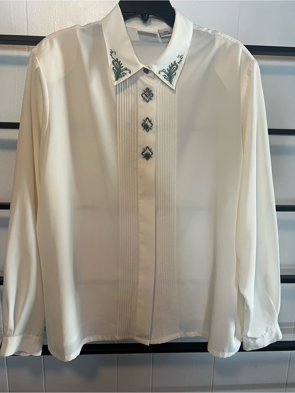 Women’s Vintage Koret Size 20 Blouse, Cottagecore, Embroidered Detail, A6